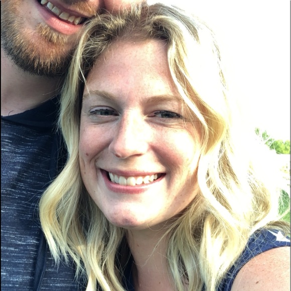 Meet your Posher, Brittany - Picture 1 of 1